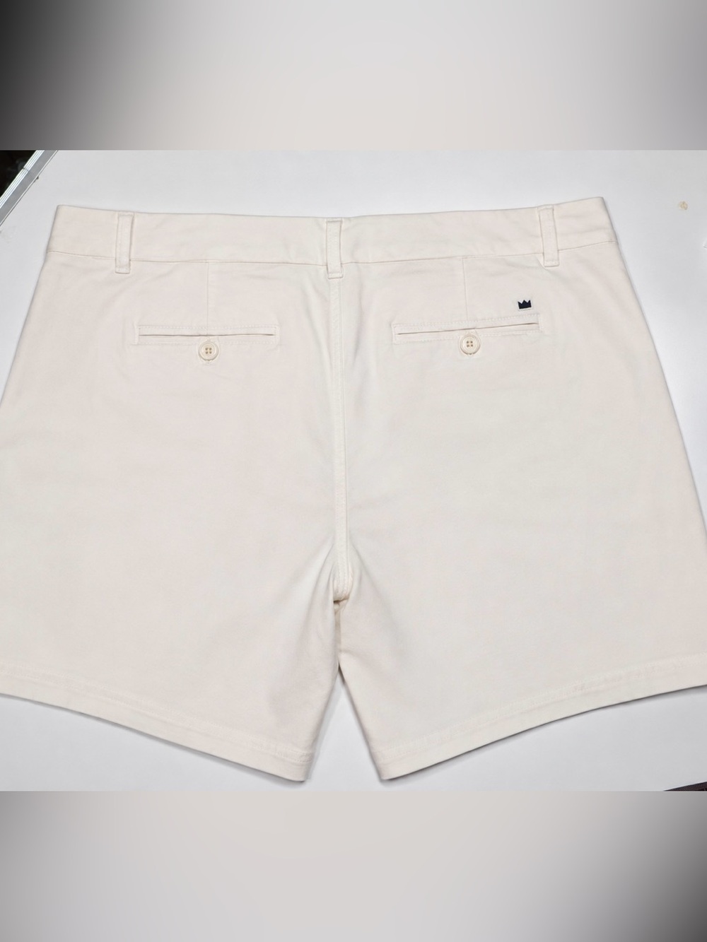 Crown & Ivy Women's Caroline White Chino Shorts 18w Caroline - Picture 9 of 9